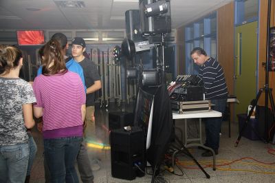 Cliquer pour voir l'image en taille réelle